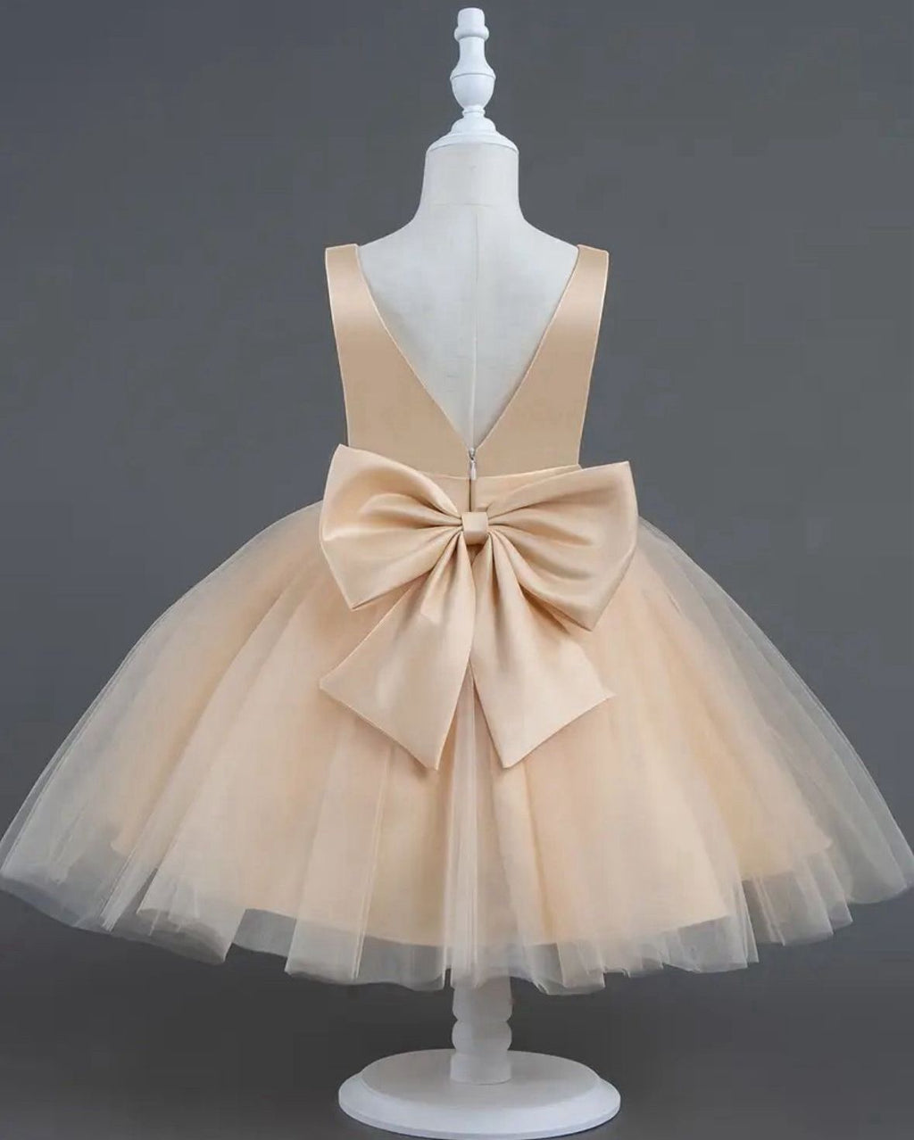 Vestido Princesa Champagne Elegance