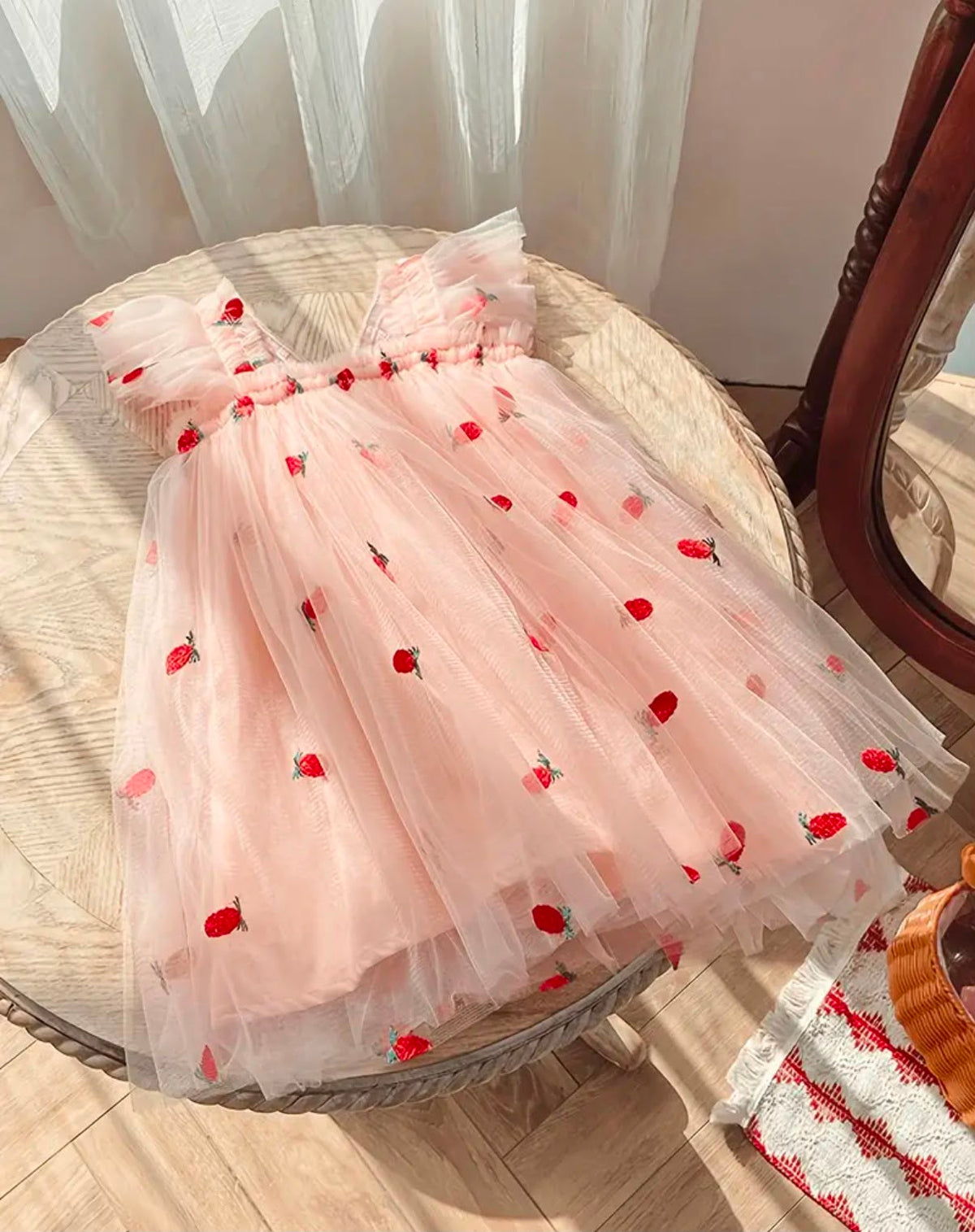 Vestido Fantasy Strawberry Wings