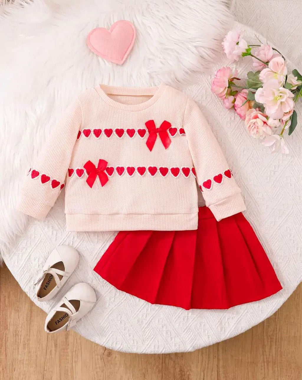 Cj Falda Roja Buso Moñitos Corazón