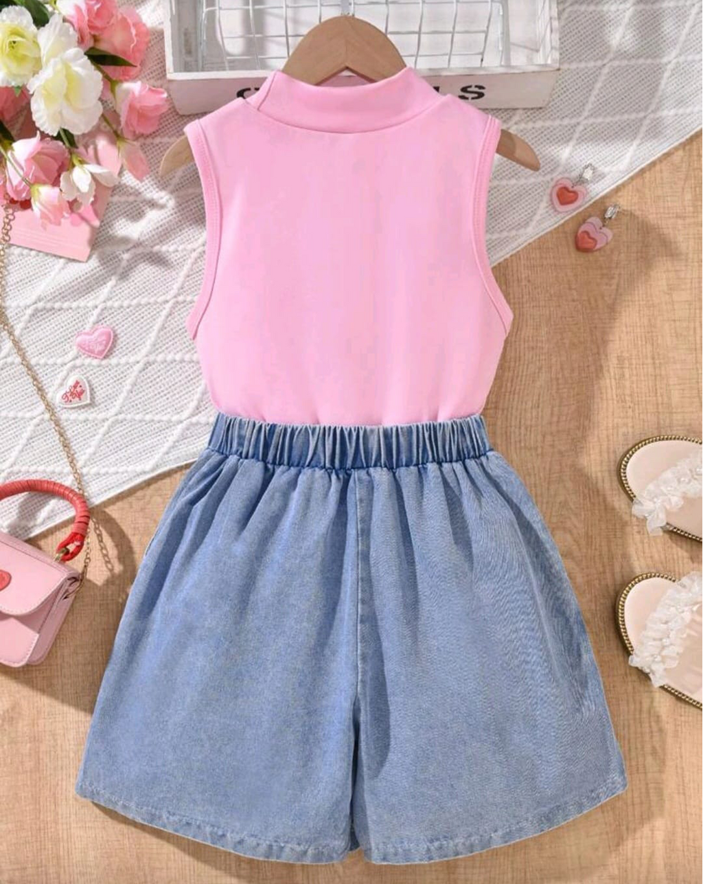 Conjunto Blusa y Falda Short Corazones