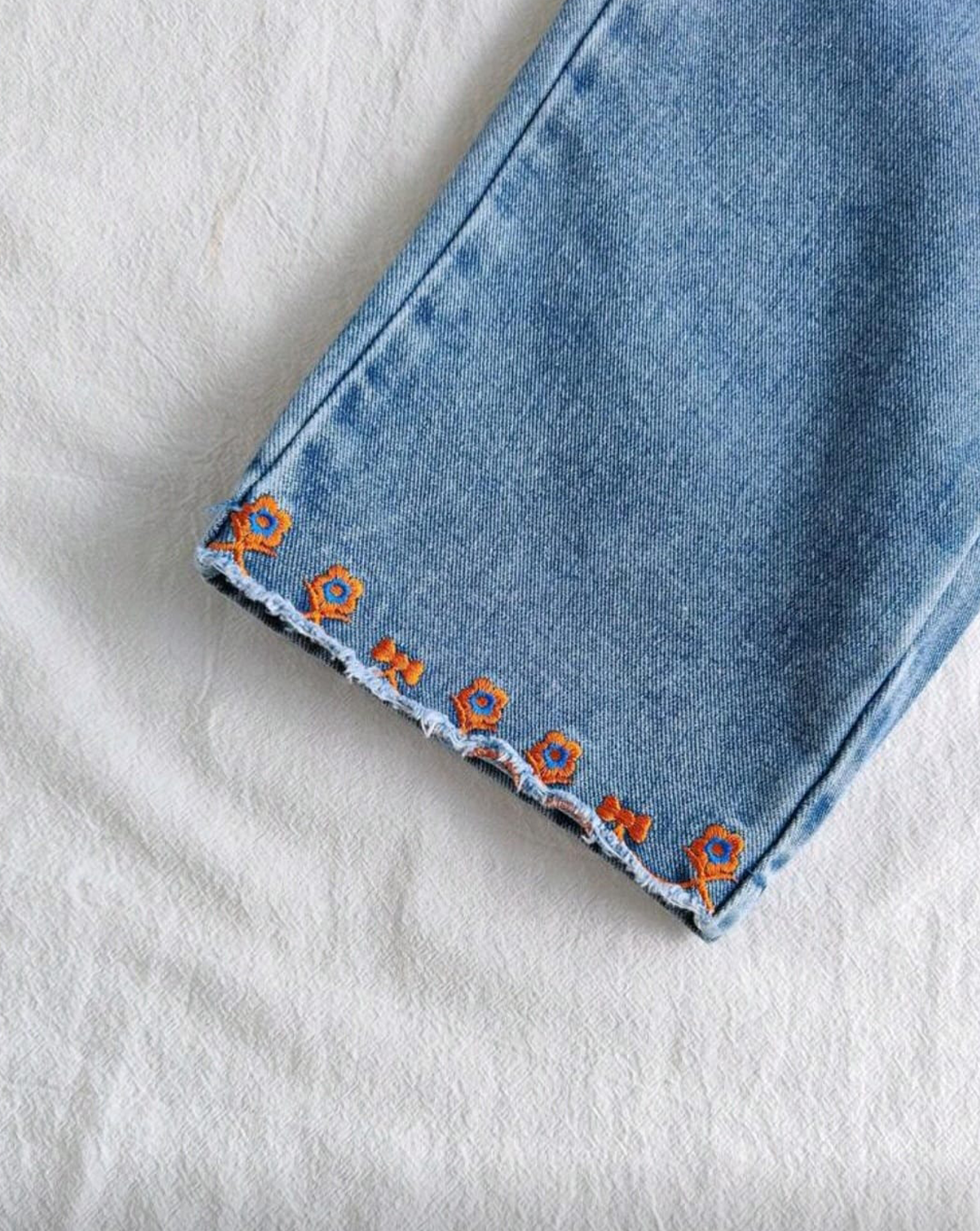 Blusa cuadros y jean