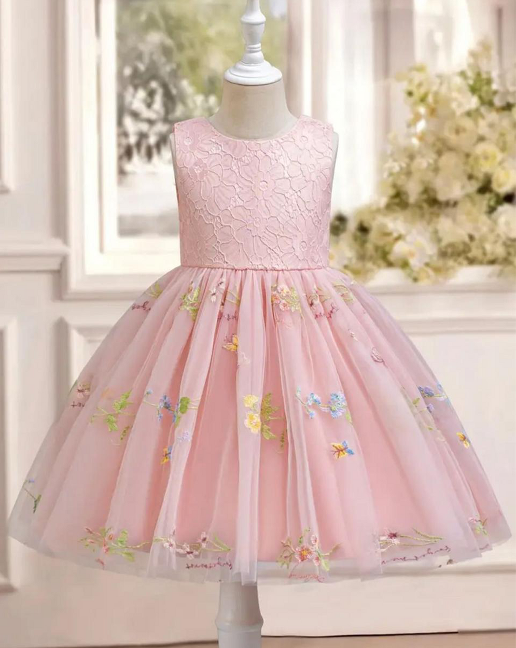 Vestido Rosado Flores Bordadas